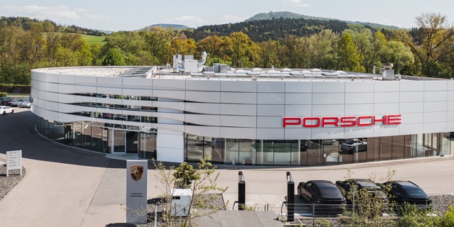 Außenansicht Porsche Zentrum Schwäbisch Gmünd