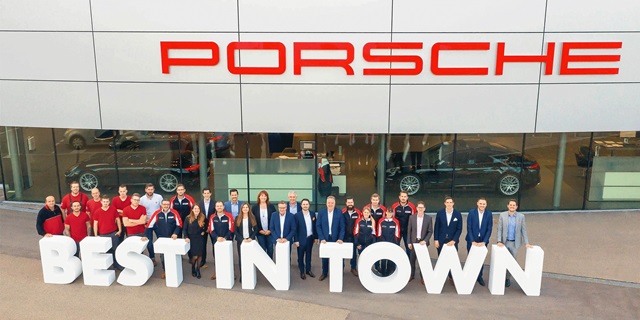 Hahn Gruppe BEST IN TOWN Porsche Zentrum Böblingen
